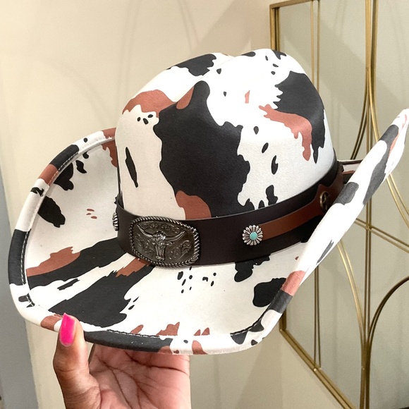 Cow Print Western Long Horn Strap Cowboy Hat - Picture 1 of 15